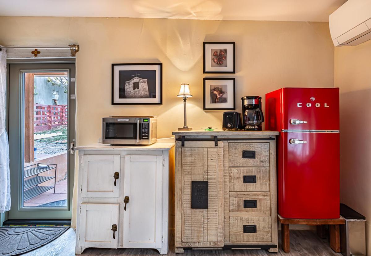 Pet Friendly Pinon Heaven Bed & Breakfast Canada de los Alamos Exterior photo